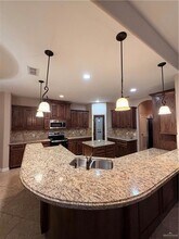 1501 Granada Cir in Edinburg, TX - Foto de edificio - Building Photo