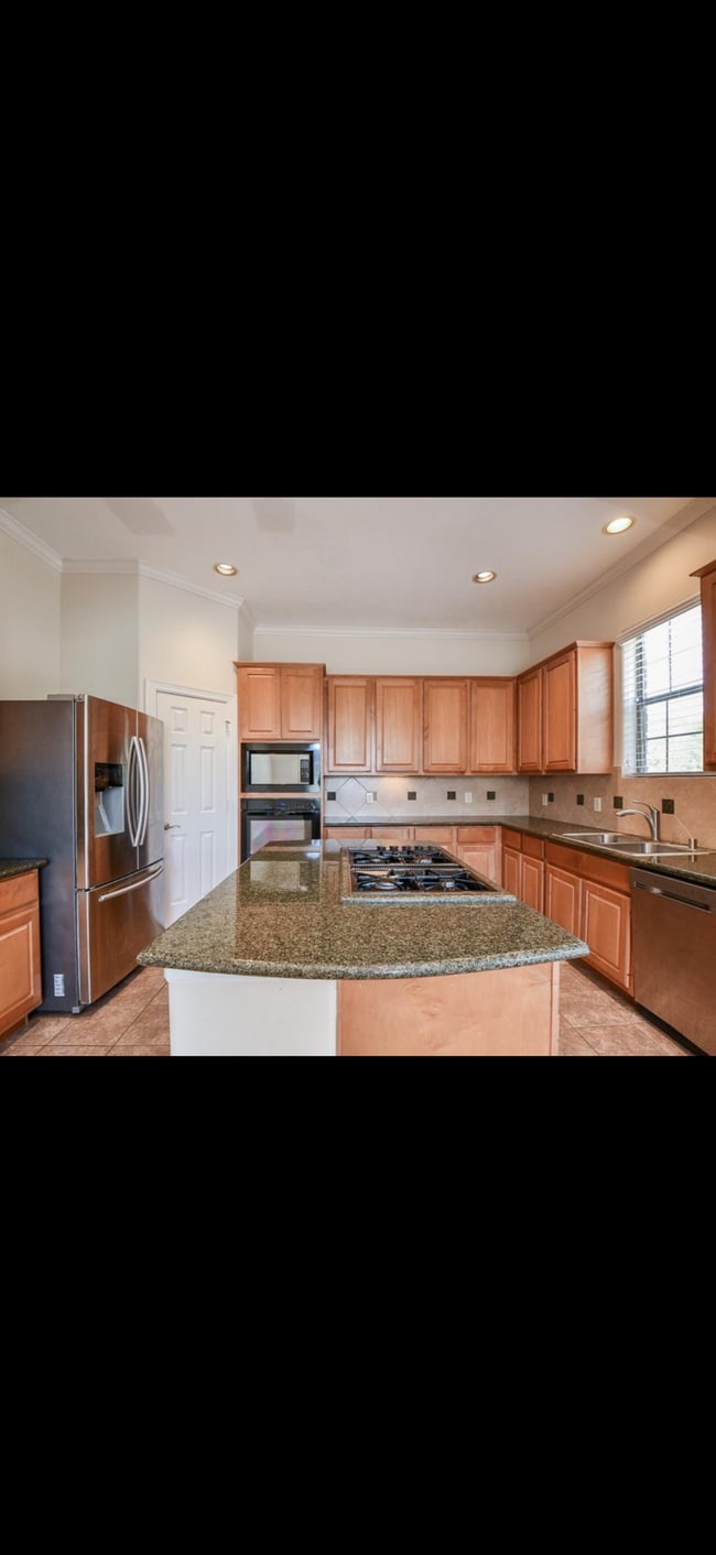 8002 Stoneyway Dr in Houston, TX - Foto de edificio - Building Photo