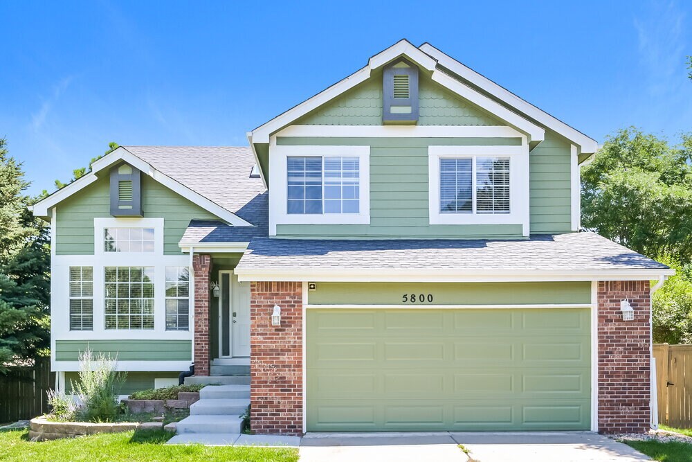 5800 S Rock Creek Dr in Castle Rock, CO - Foto de edificio