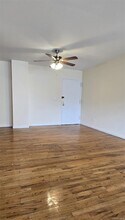 29-17 31st Ave in New York, NY - Building Photo - Building Photo