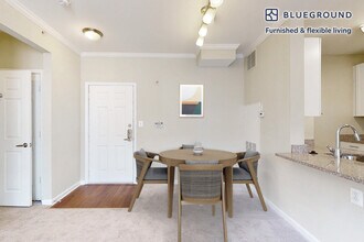 2350 26th Ct S in Arlington, VA - Foto de edificio - Building Photo