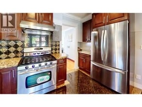 3095 E 45th Ave in Vancouver, BC - Building Photo - Building Photo