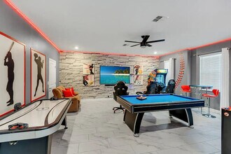 9016 Sommerset Hills Dr in Kissimmee, FL - Building Photo - Building Photo