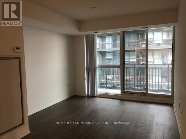 3091-3091 Dufferin St in Toronto, ON - Building Photo - Building Photo