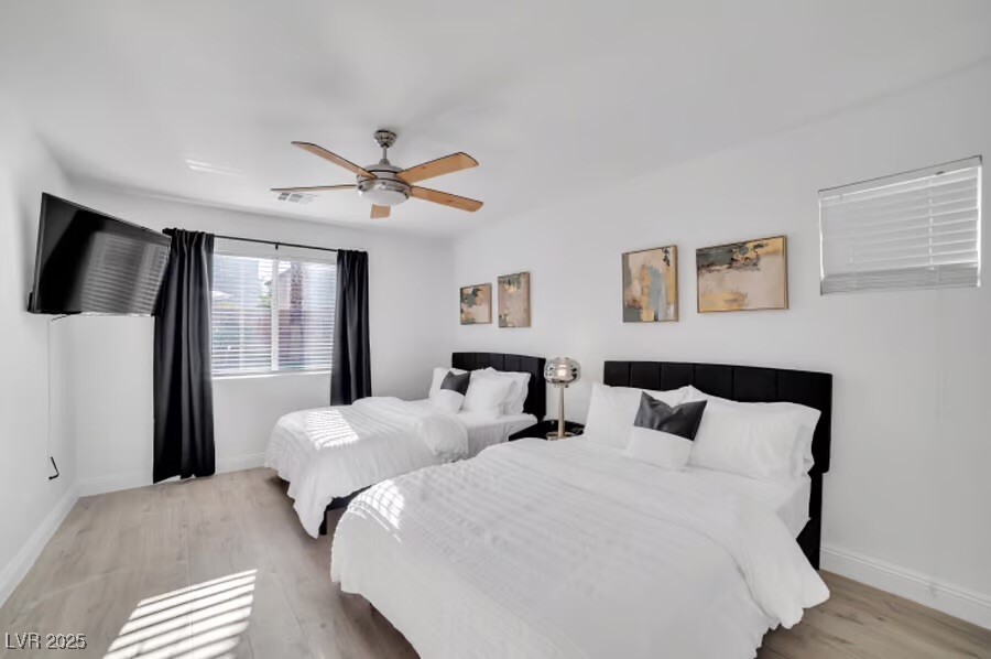7043 Salt Marsh Ct in Las Vegas, NV - Building Photo