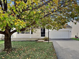 7961 Blacklick View Dr in Blacklick, OH - Building Photo