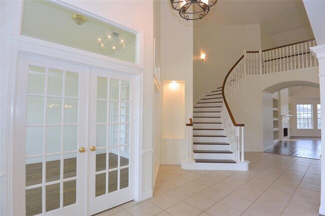 5902 Indian Hills Ln in Sugar Land, TX - Building Photo - Building Photo