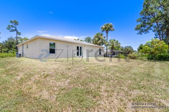 1345 17th Ln SW in Vero Beach, FL - Building Photo - Building Photo