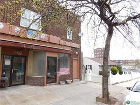 1307 E 4th St in Bethlehem, PA - Building Photo