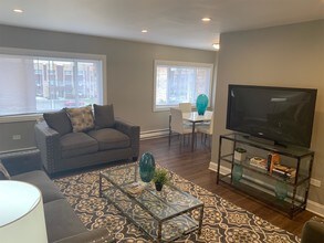 8651 W Foster Ave-Unit -1A in Chicago, IL - Building Photo - Building Photo