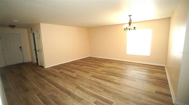 30950 Mandolin Cay Ave in Wesley Chapel, FL - Building Photo - Building Photo