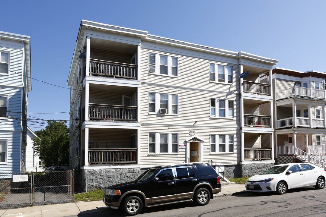 267 Fuller St in Dorchester, MA - Building Photo