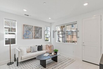 37380 Watersail Way in Newark, CA - Building Photo - Building Photo