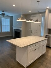 10512 S Sandy Sage Way in Sandy, UT - Building Photo - Building Photo