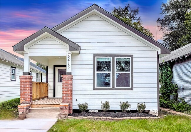3413 Simmons St in Houston, TX - Building Photo - Building Photo