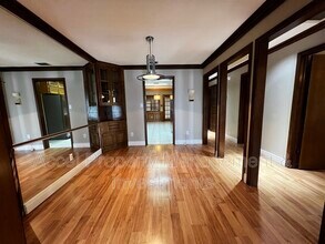 2036 S 5th St in McAllen, TX - Building Photo - Building Photo