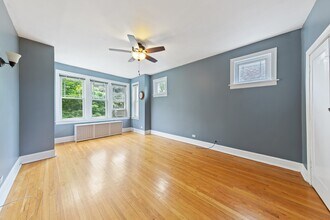 2503 N Washtenaw Ave in Chicago, IL - Building Photo - Building Photo