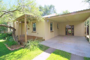 2611 28th St in Lubbock, TX - Building Photo