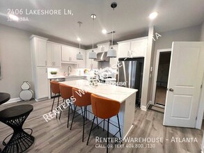 2406 Lakeshore Ln in Atlanta, GA - Building Photo - Building Photo