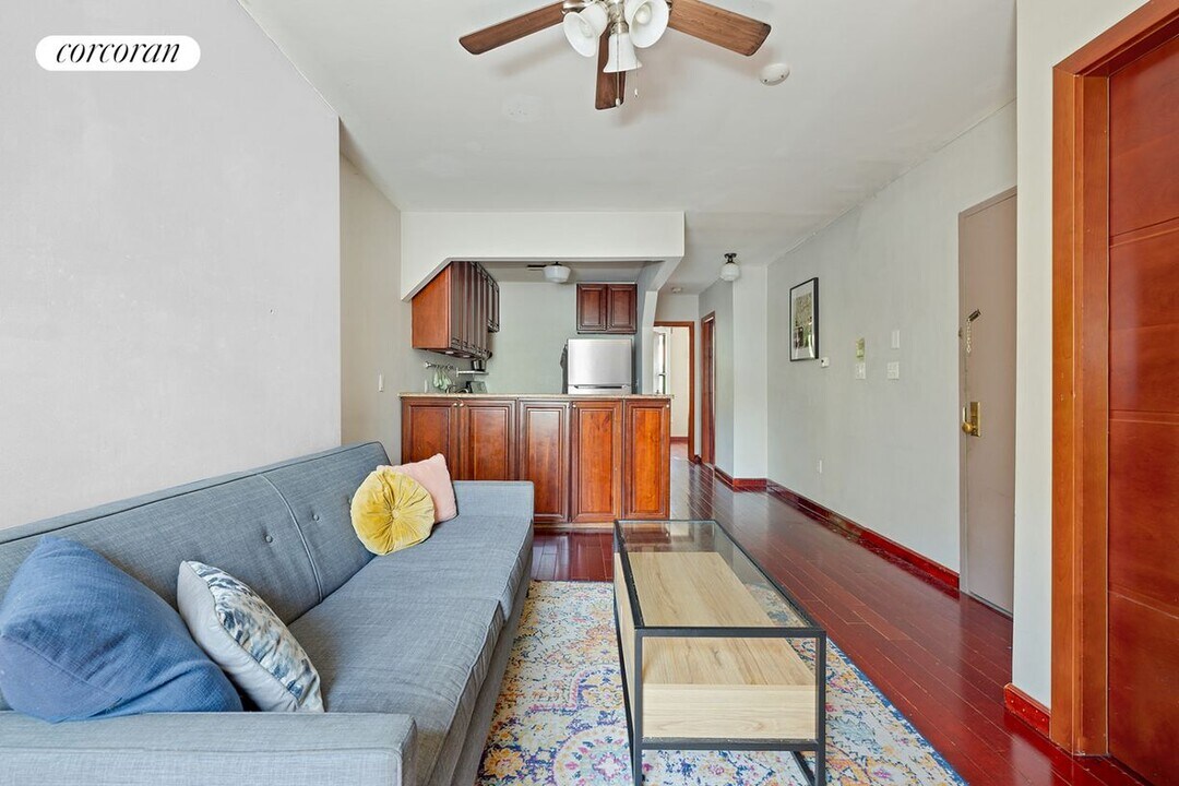 230 Hoyt St in Brooklyn, NY - Building Photo