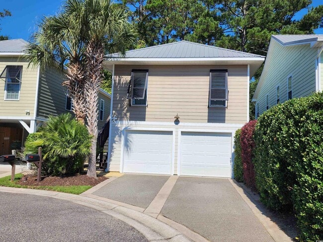 property at 72 Weatherboard Court