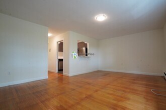 14 Marion St, Unit 24 in Brookline, MA - Building Photo - Building Photo