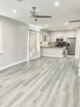 6 Red Coat Pl in Irvine, CA - Foto de edificio - Building Photo