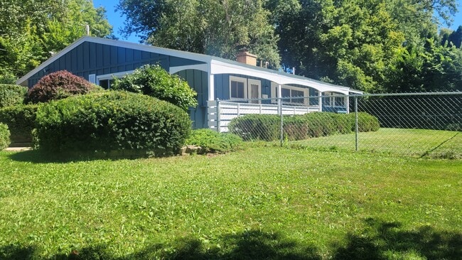 property at 504 S Butterfield Rd.