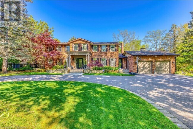property at 1251 Lakeshore Rd E
