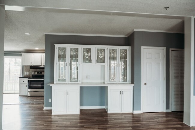 property at 2545 Lee Turner Rd