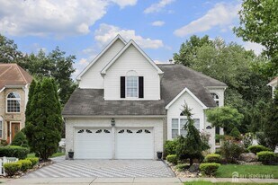 45 Carter Dr in Old Bridge, NJ - Building Photo