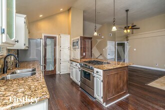 1313 Deer Trail in Denton, TX - Building Photo - Building Photo