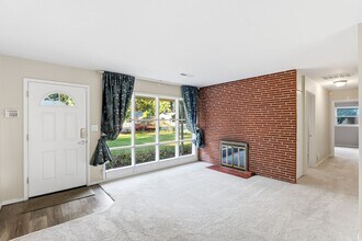 1206 NE 111th Ave in Portland, OR - Building Photo - Building Photo