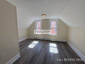228 Franklin Ave in Hartford, CT - Building Photo - Building Photo