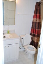 101 Old Ferry Rd in Shalimar, FL - Building Photo - Building Photo