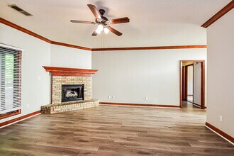 7182 Golden Oaks Loop E in Southaven, MS - Building Photo - Building Photo