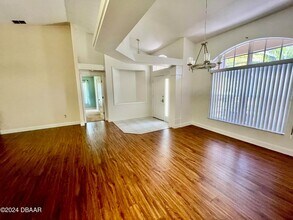 137 Bryan Cave Rd in South Daytona, FL - Building Photo - Building Photo