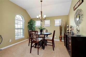 2002 S Ash Cove in Hutto, TX - Building Photo - Building Photo