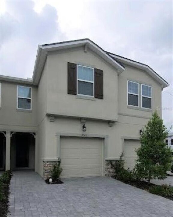 2540 Good Will Ln in Lutz, FL - Building Photo