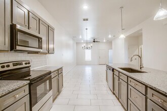 1712 Corpus Ave in Wolfforth, TX - Building Photo - Building Photo