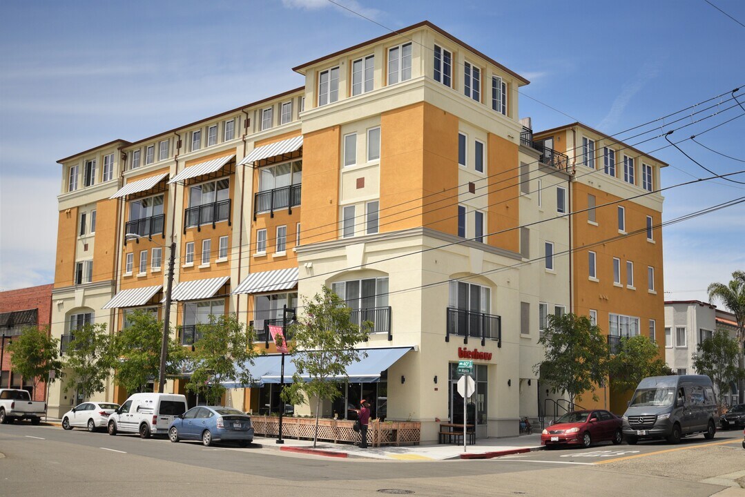 The Temescal Muse in Oakland, CA - Foto de edificio