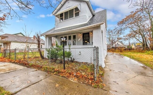 4497 Harding St in Detroit, MI - Building Photo - Building Photo