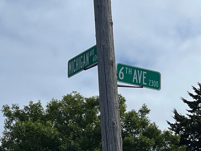 602 Michigan Ave in South Milwaukee, WI - Building Photo - Building Photo