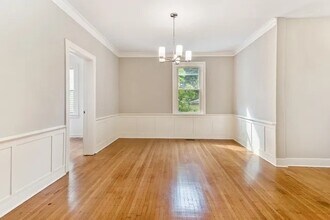 910 Lake St in Evanston, IL - Building Photo - Building Photo