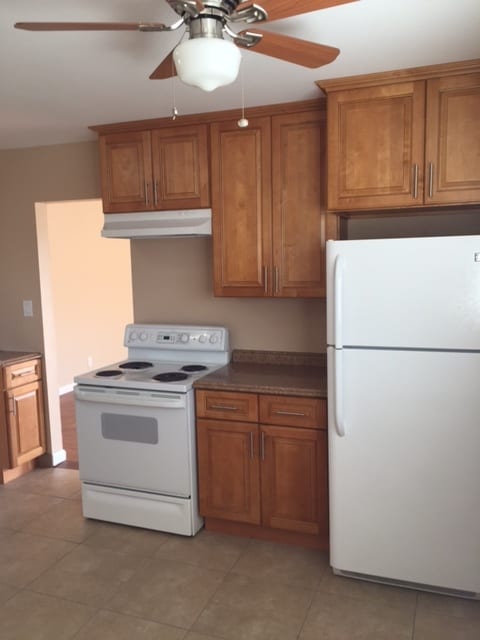 161 Starr Ave, Unit D in Turlock, CA - Building Photo - Building Photo