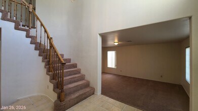 2728 Renwick Cir in Las Vegas, NV - Building Photo - Building Photo