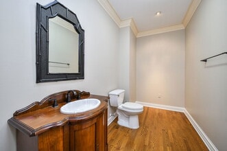 325 Delnor Glen Dr in St. Charles, IL - Building Photo - Building Photo