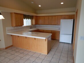 2598 NE Yellowpine Rd in Prineville, OR - Building Photo - Building Photo