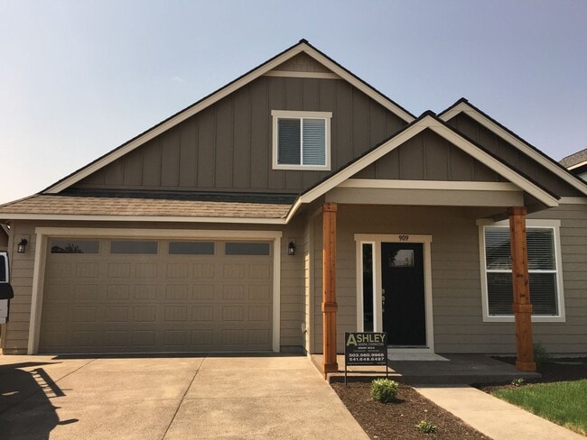 property at 909 NE Whistle Way