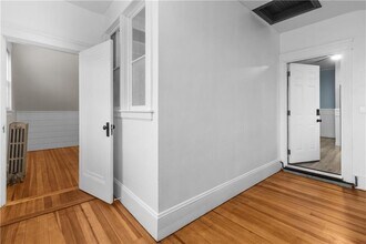 334 Jastram St in Providence, RI - Building Photo - Building Photo